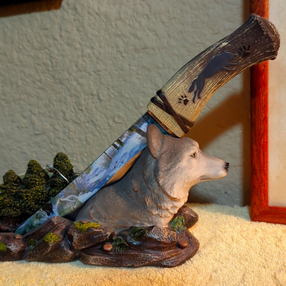 Wolf Spirit Sculpture Lge Rare Stainless Steel Knife Decorated On Figure DWK Co